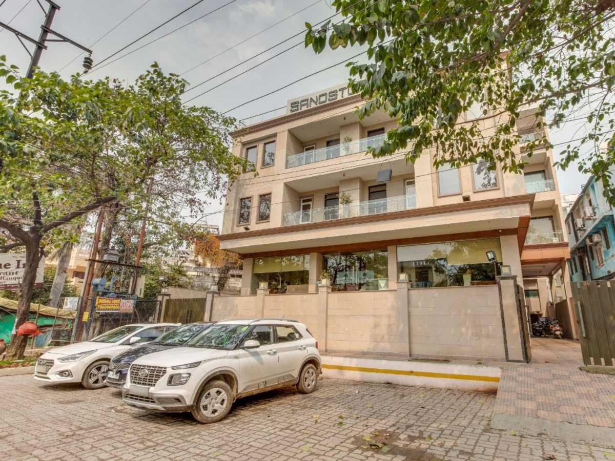 Hotel Sandstone Inn Lucknow Luaran gambar
